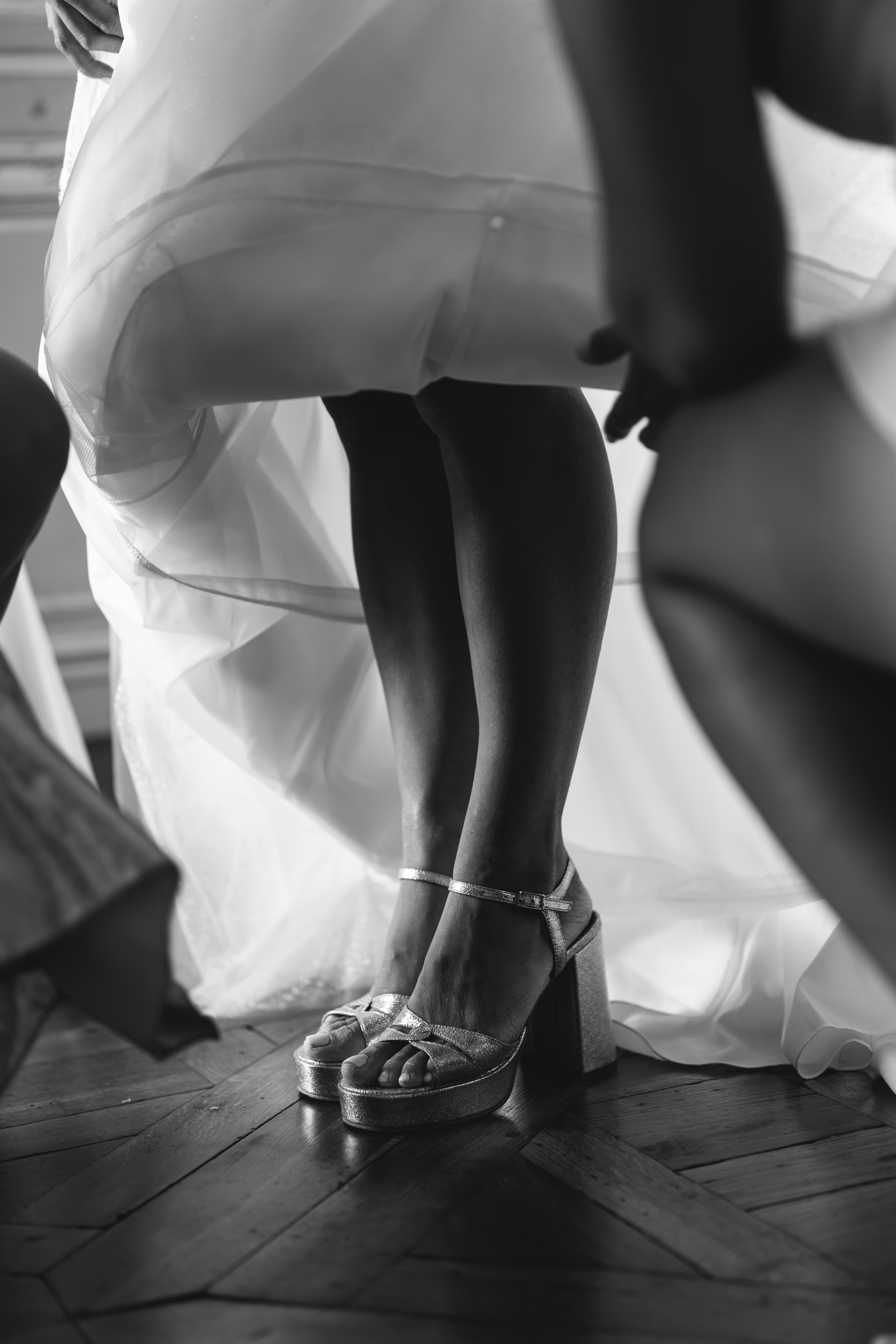 Sneakers and personalised shoes: the bold touch