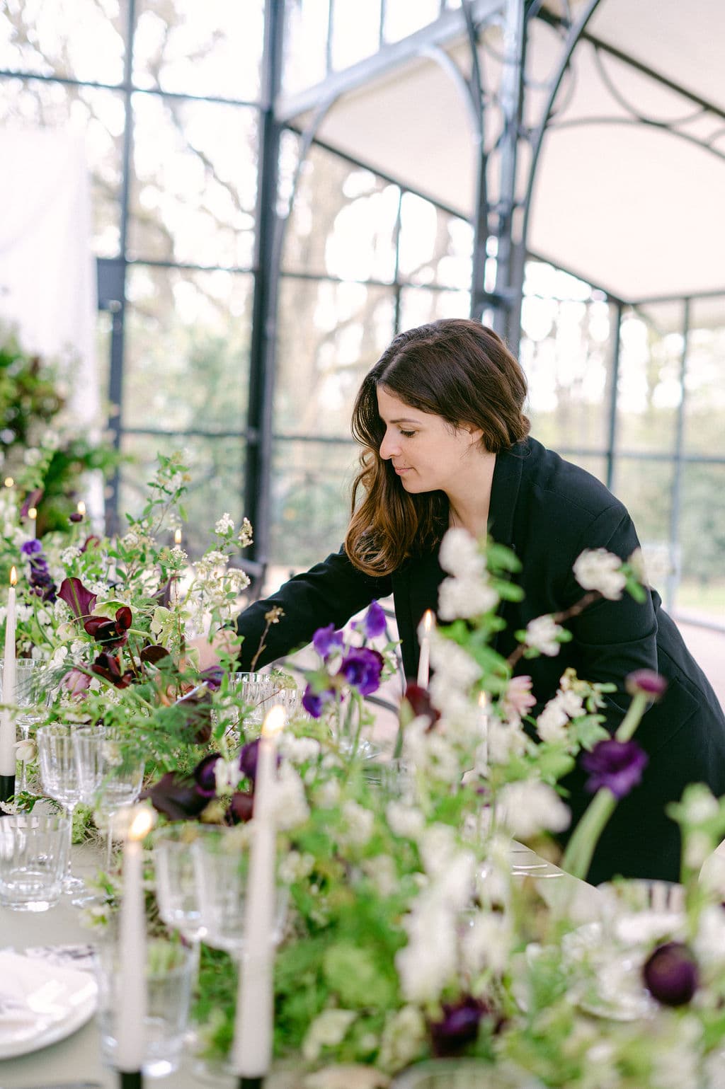 souhaila wedding planner planifiant les mariages de la saison 2026 au bistrot vivienne